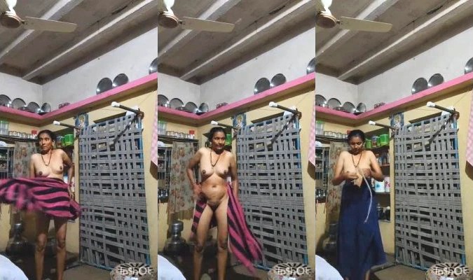 Desi Momo Wearing Cloths