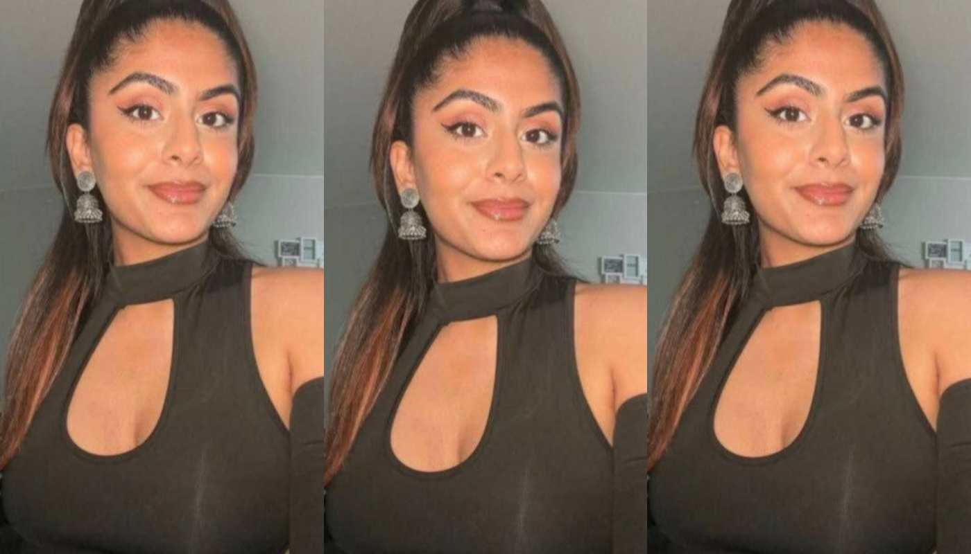 Sexy Desi Babe Blowjob